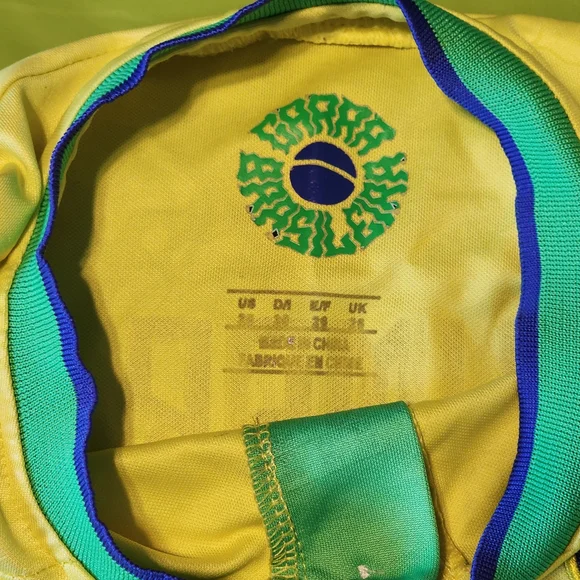 Youth Brazil Home Neymar Jersey Set - Picture 3 of 3